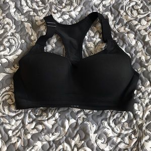 VSX underwire sports bra.